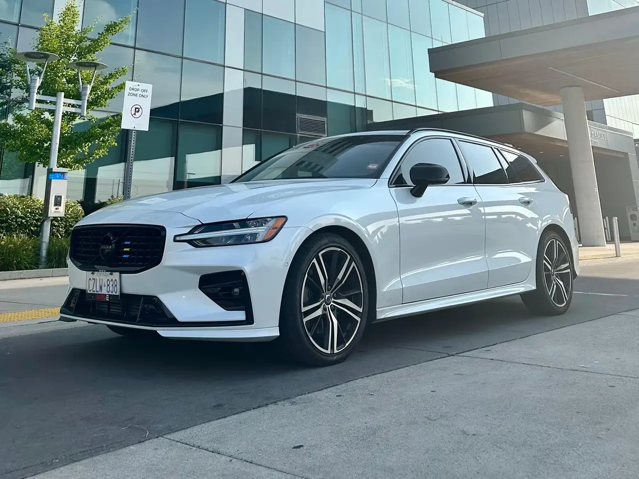 Volvo V60 снимка Volvo V60
