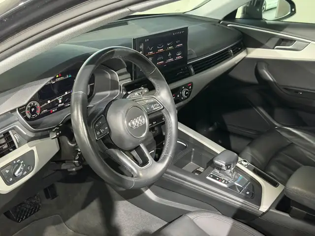 Audi A4 Avant view 21