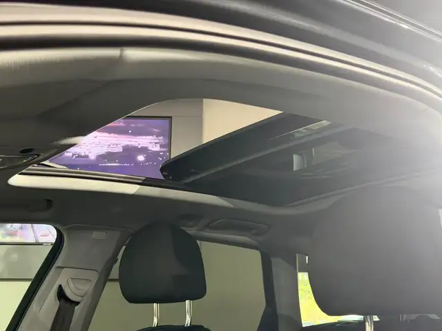 Audi A4 Avant view 25