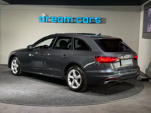 Audi A4 Avant view 13
