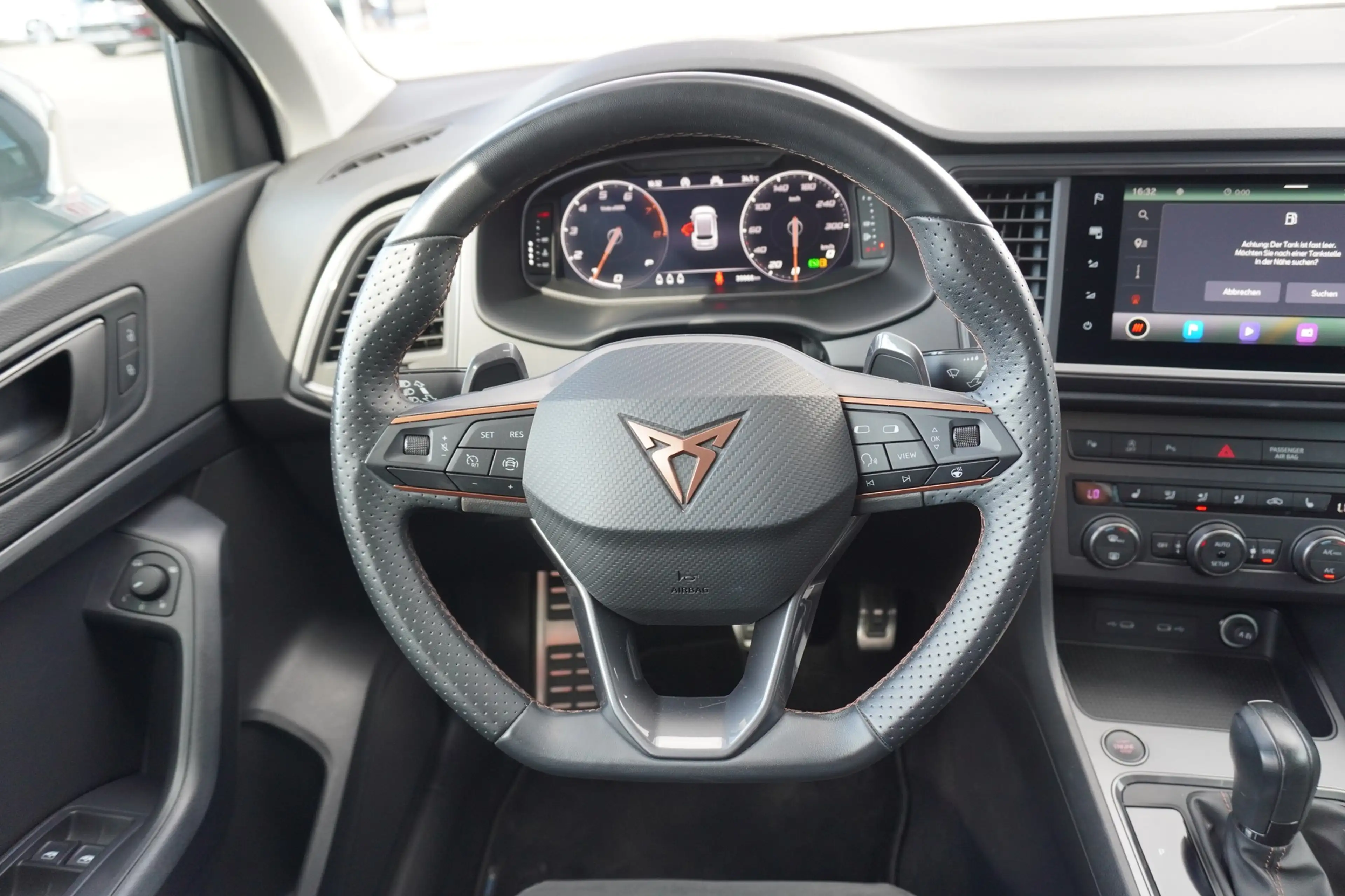 CUPRA Ateca 1.5 TSI DSG Kamera Sitzheizung DAB LED — photo 13
