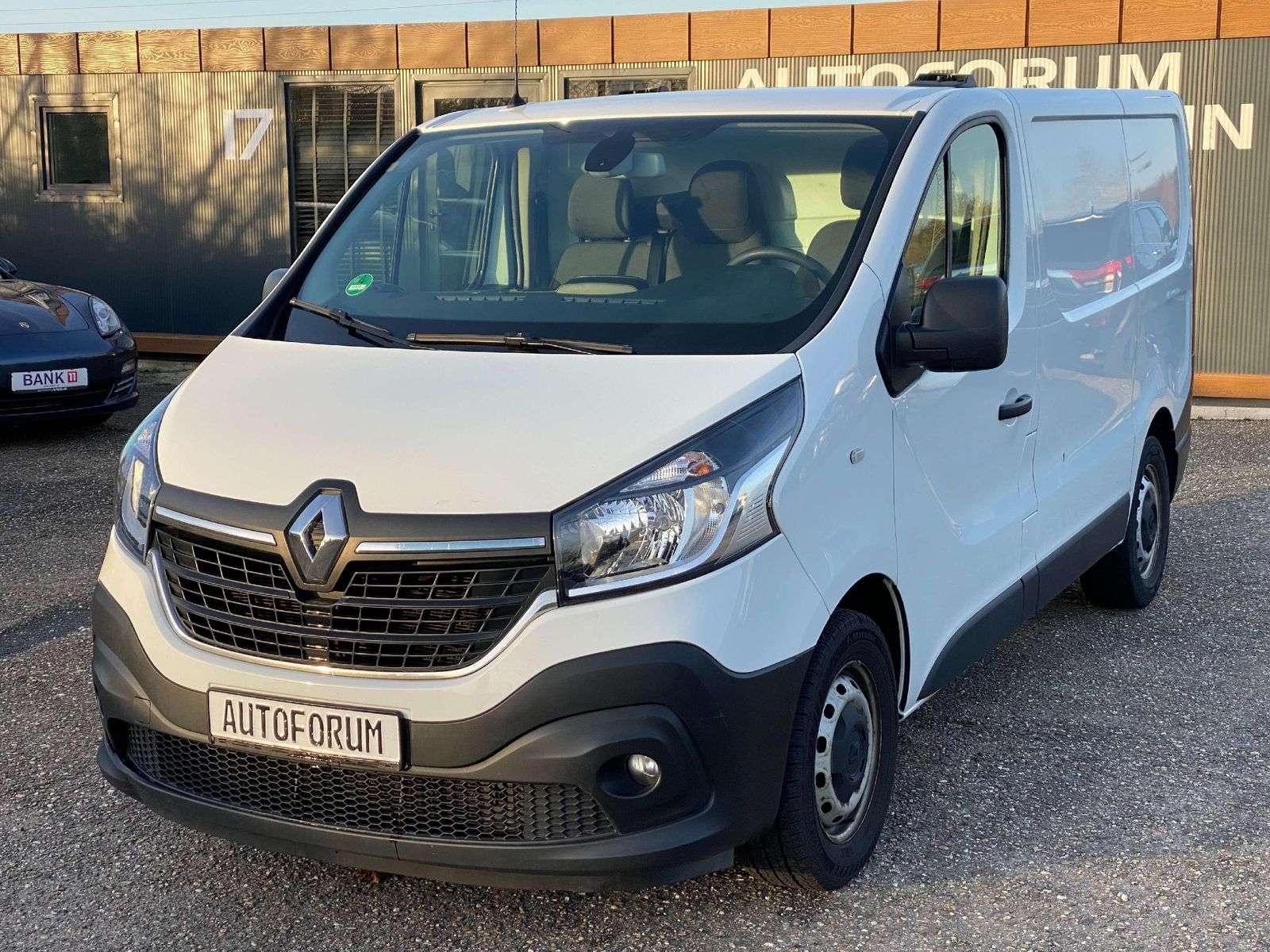 Second hand Renault Trafic 