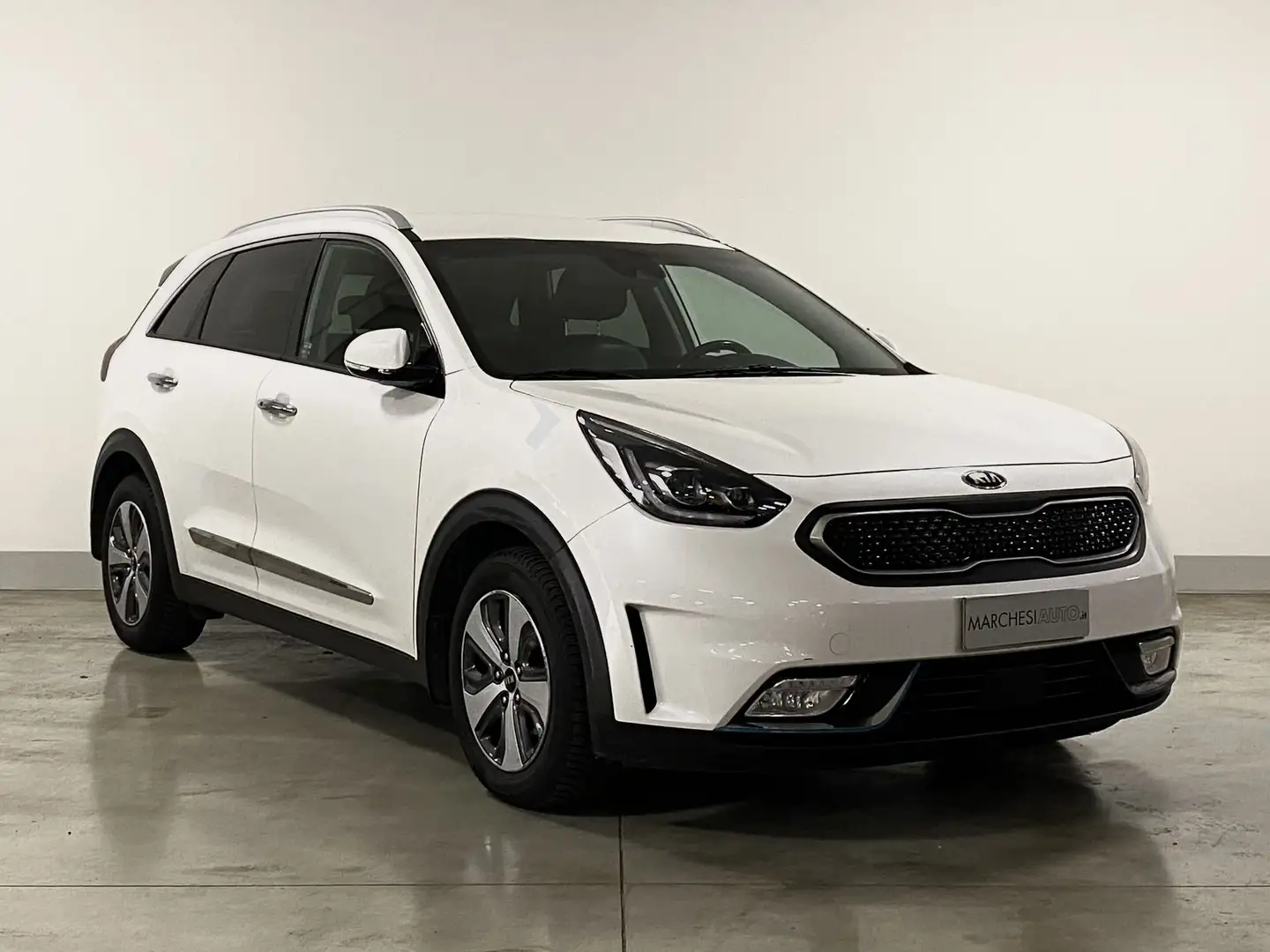 Kia Niro 1.6 GDi DCT PHEV Blanc - 2
