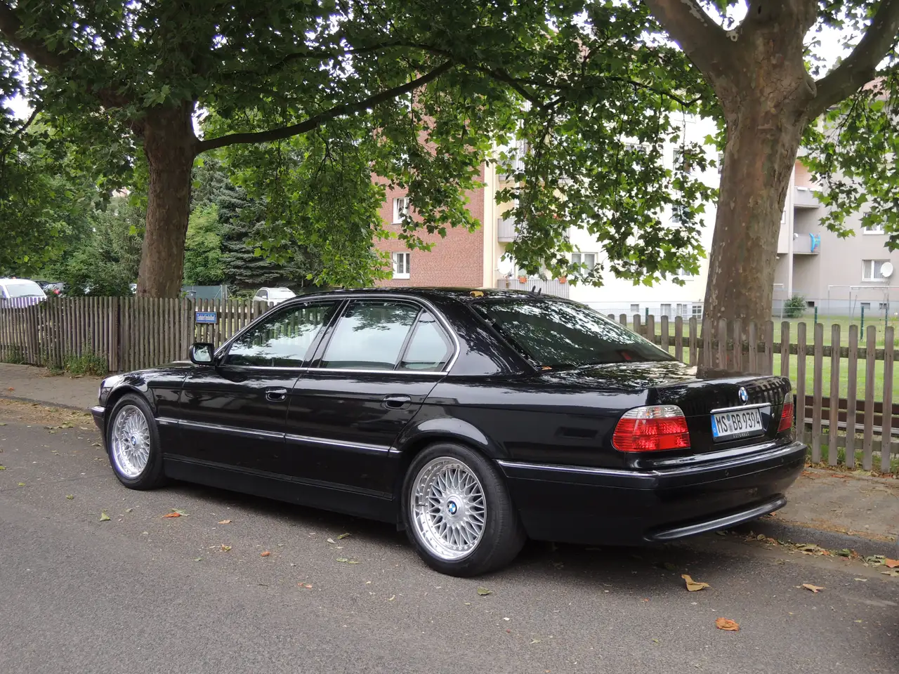 BMW 750i 5.4 V12 1999 160tkm ultra-voll sehr gut, foto 2