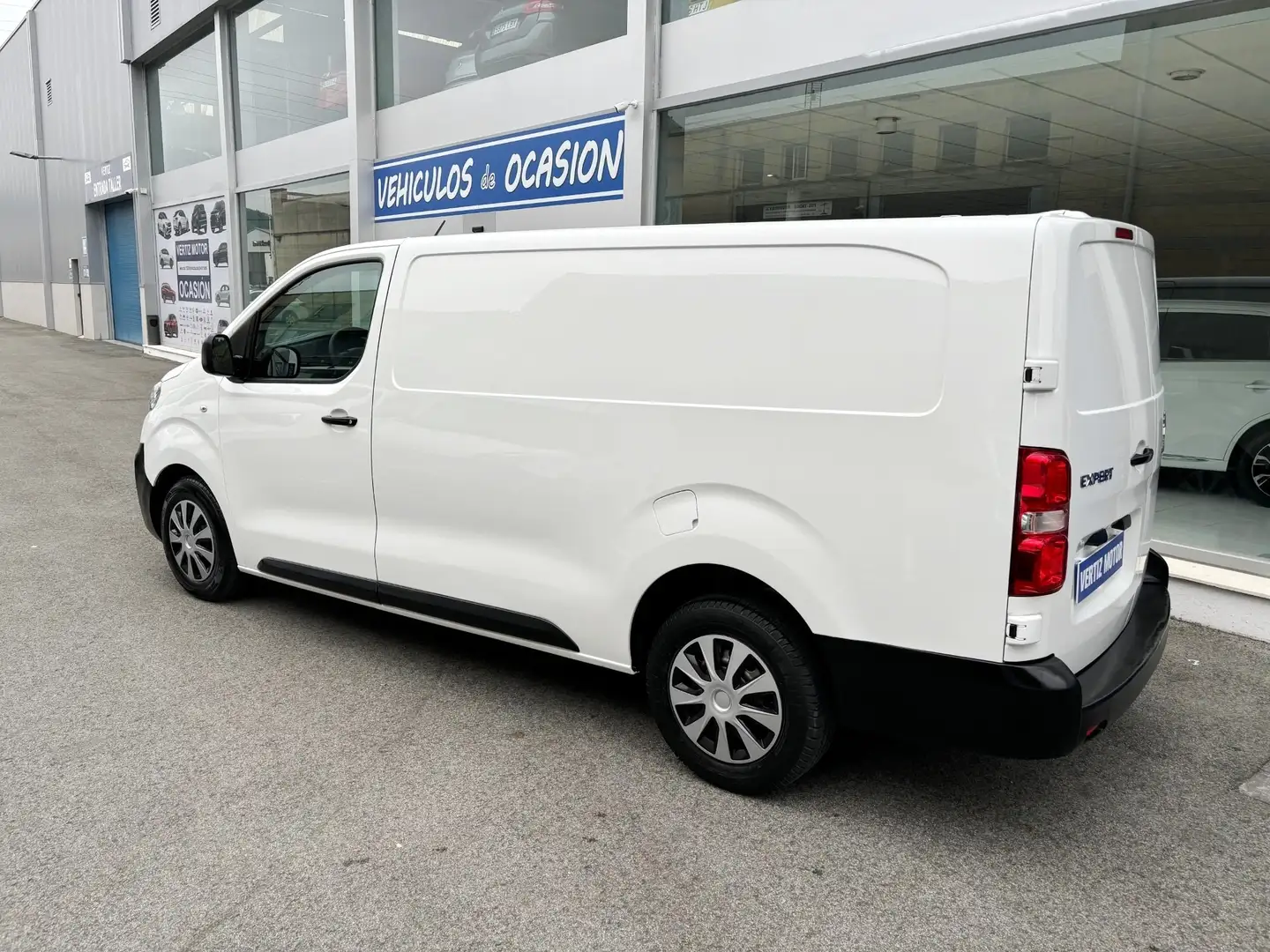 Peugeot Expert Fg. Long 2.0BlueHDi S&S Pro 120 Weiß - 2