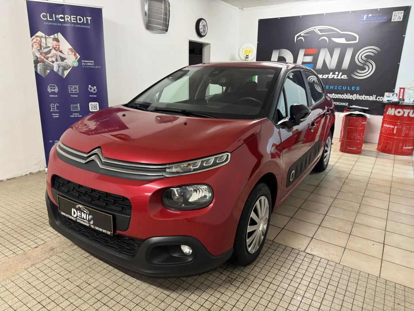 Citroen C3 1.5 BlueHDI 102Ch 6vitesses-navi-radars de recul Rouge - 1