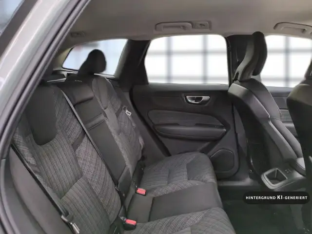 Volvo XC60 view 18