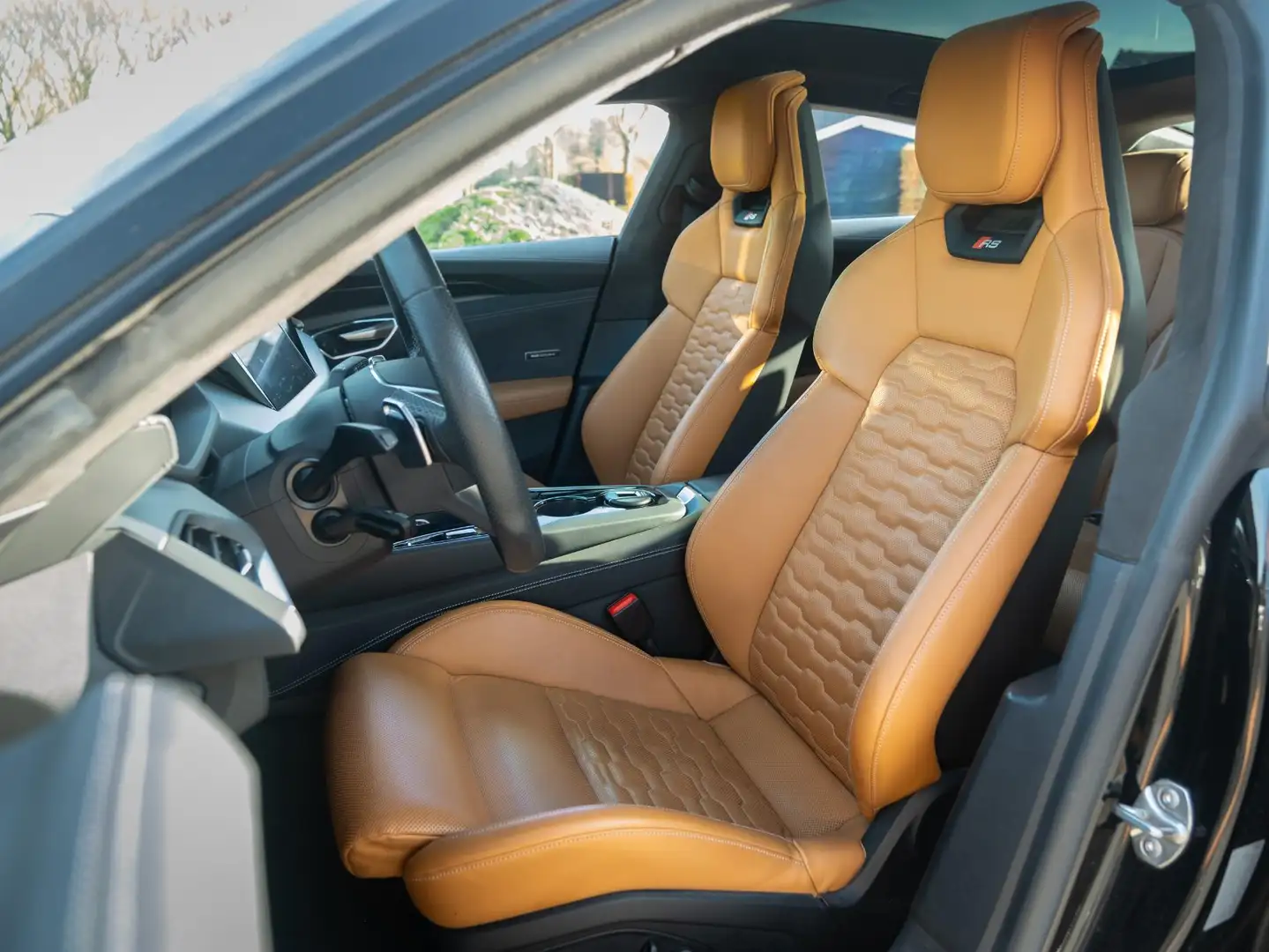 Audi RS e-tron GT 93 kWh 598pk | Volleder Exclusive | 21”| Panodak | Schwarz - 2