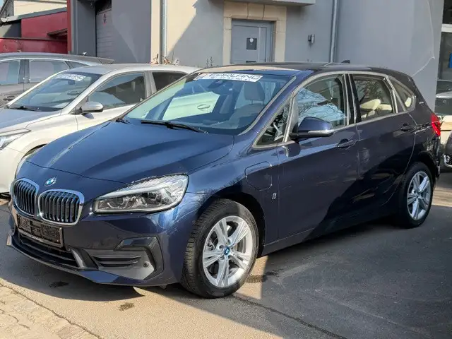 BMW 225 Active Tourer Performance xe i Hybride/Essence