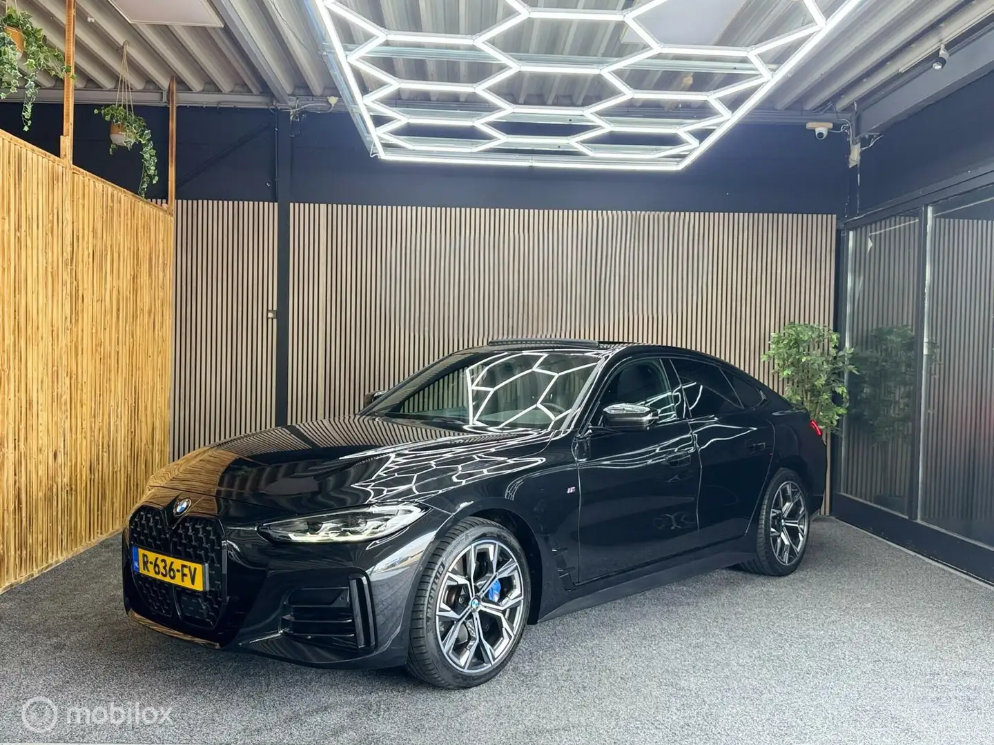 BMW 420 4-serie Gran Coupé 420i High Executive |Pano|360|L Zwart - 2