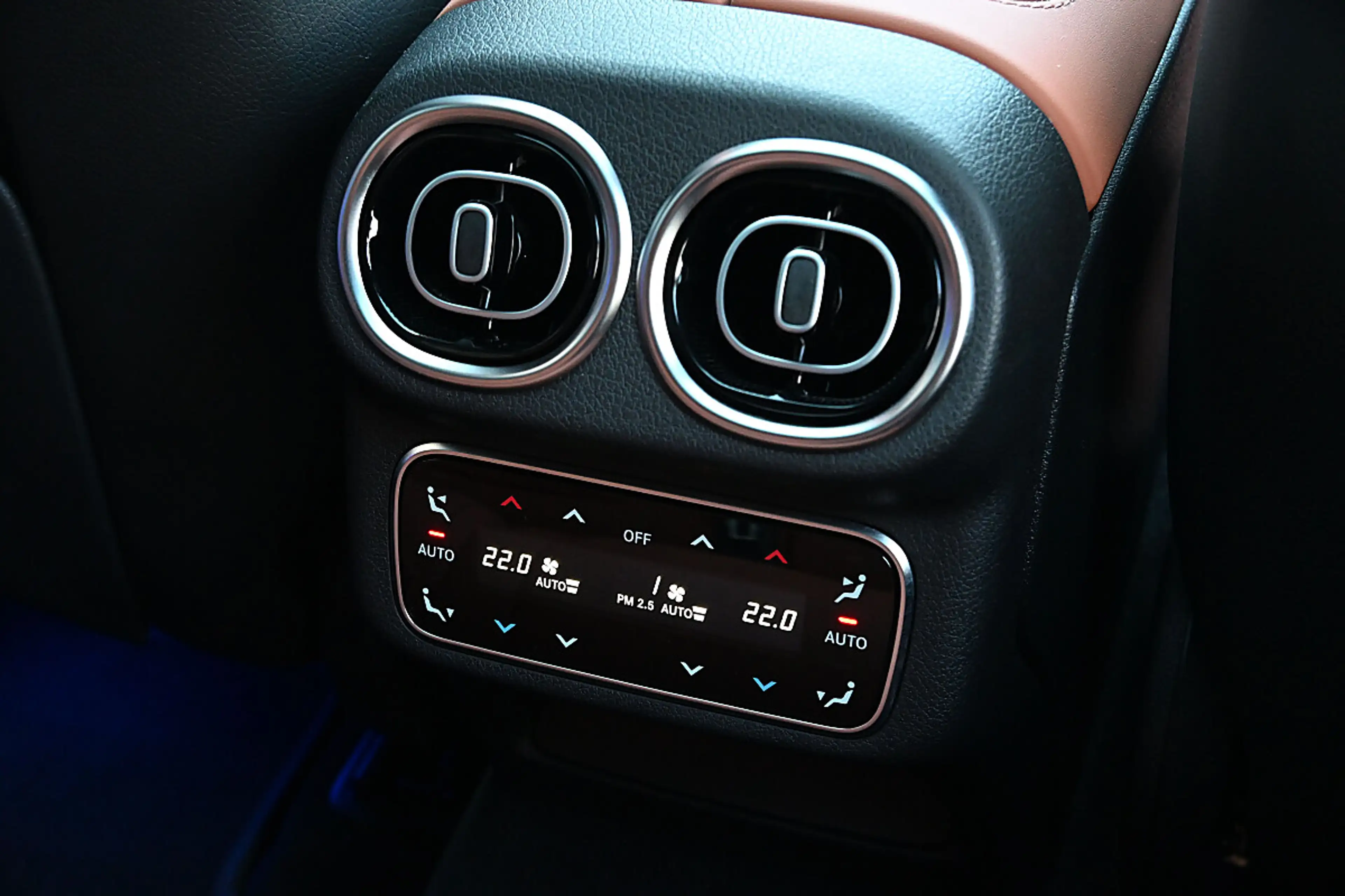 Mercedes-Benz GLC 400 e PHEV EQ Tech 4MATIC Aut. NP €92k ACC, AIRMATI... — photo 13