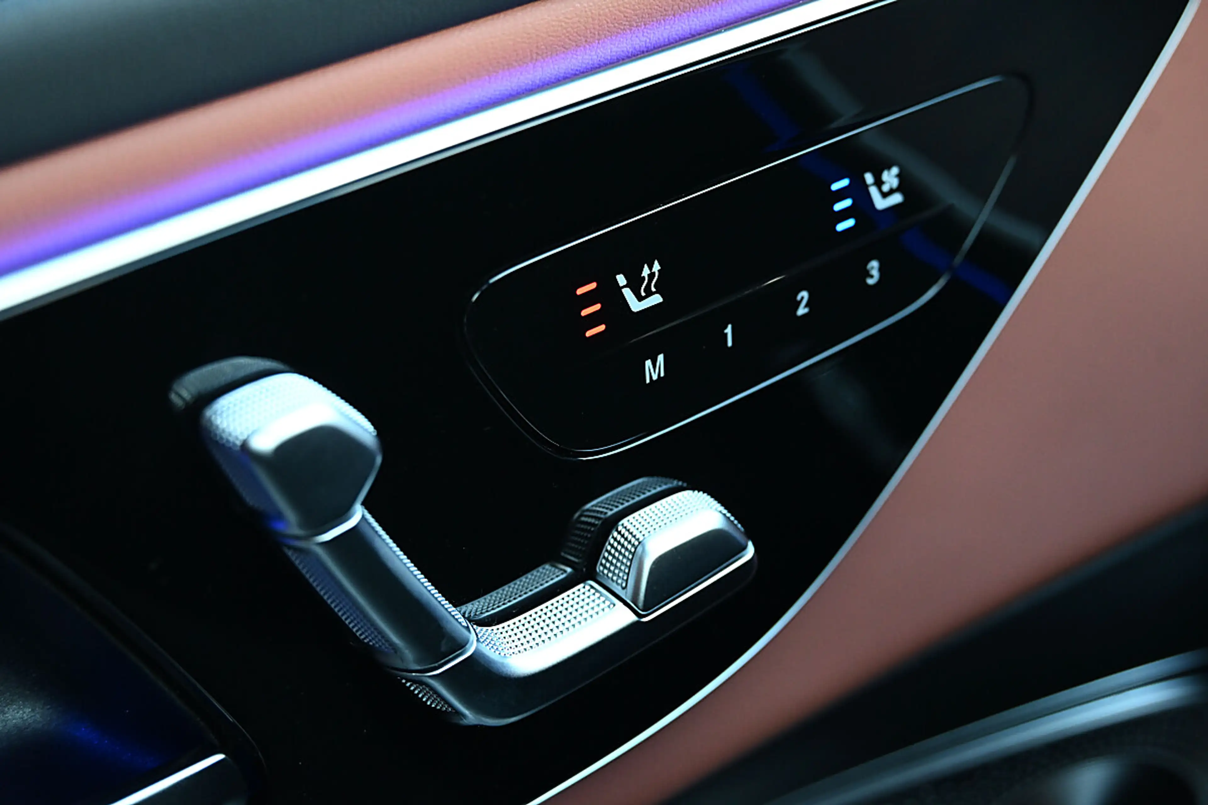 Mercedes-Benz GLC 400 e PHEV EQ Tech 4MATIC Aut. NP €92k ACC, AIRMATI... — photo 11