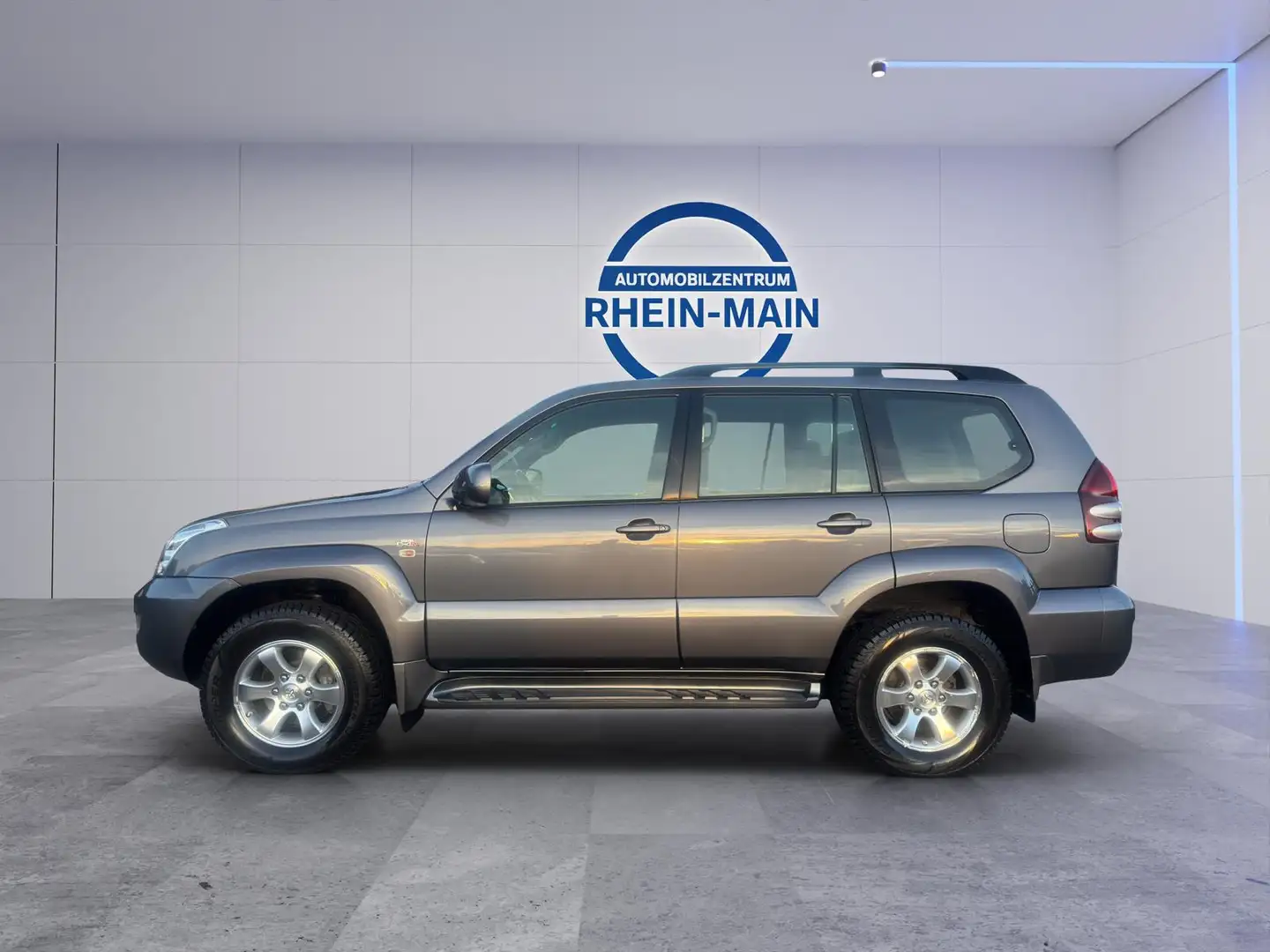 Toyota Land Cruiser 3.0 D-4D 2008 150.000km SCHECKH. TOYOTA Gris - 2