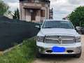 Dodge RAM Ram 1500 5.7 V8 Crew Cab MB LaRamie 395cv at8 Bílá - thumbnail 3