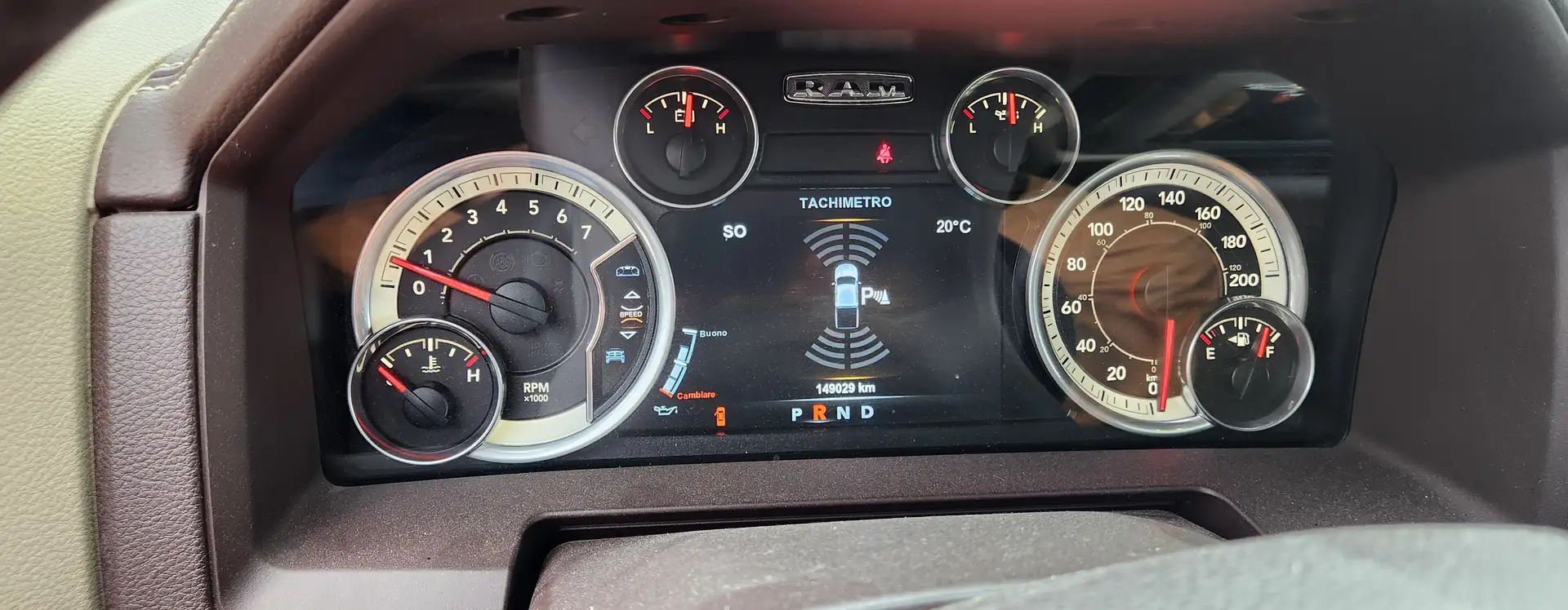 Dodge RAM Ram 1500 5.7 V8 Crew Cab MB LaRamie 395cv at8 Bílá - 2