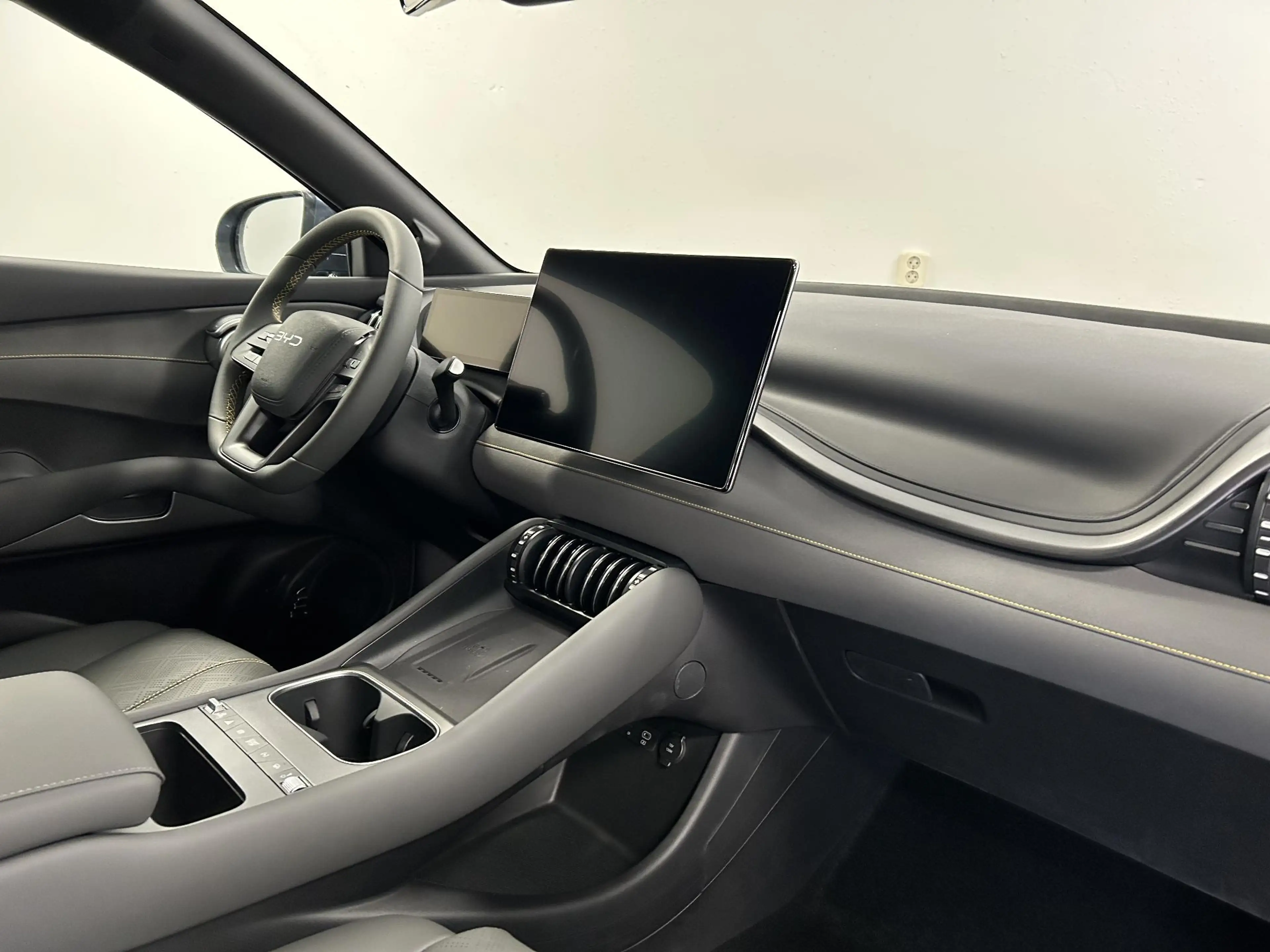 BYD Atto 3 EVO Design 74.8 kWh ZWART LEDER | VOORRAAD VOORDEE — photo 43