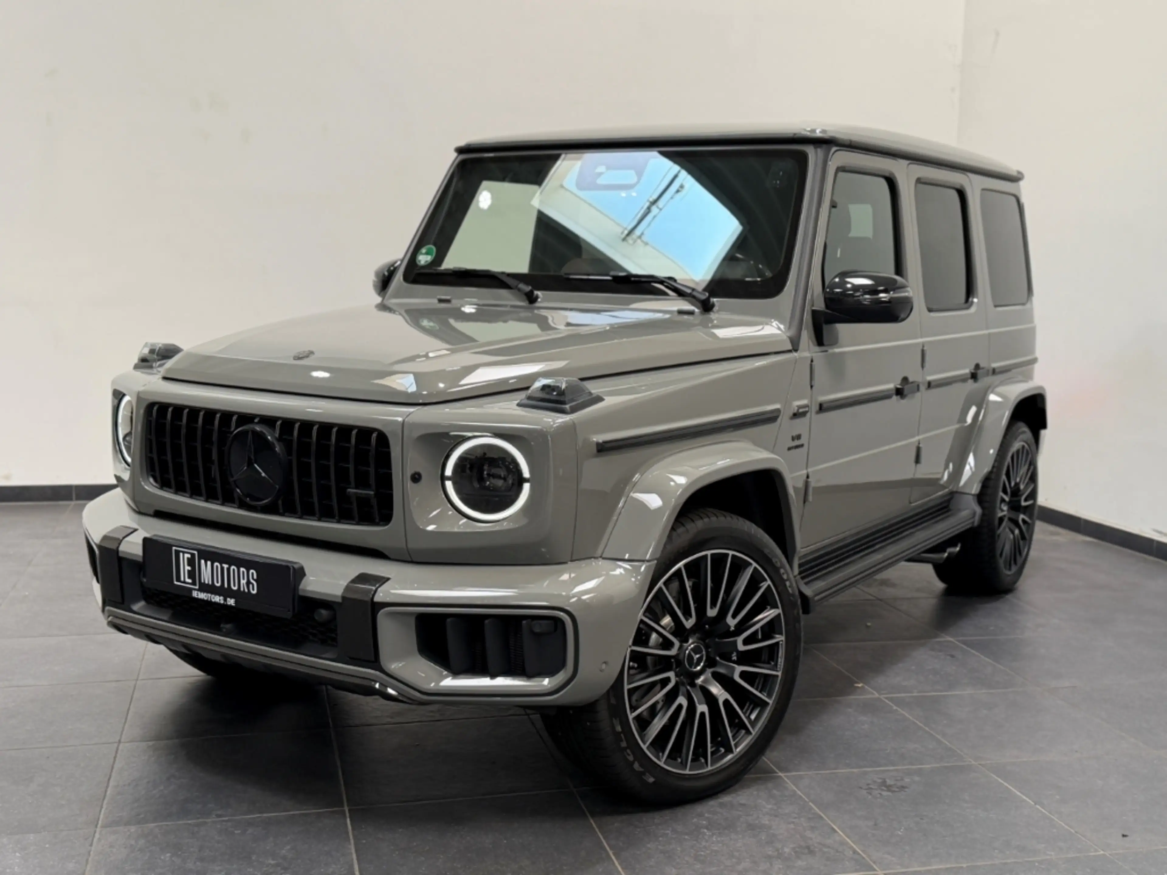 Mercedes-Benz G 63 AMG G63AMG /PT3/FULLCARBON/TV/NIGHT2/PROD27 — photo 2