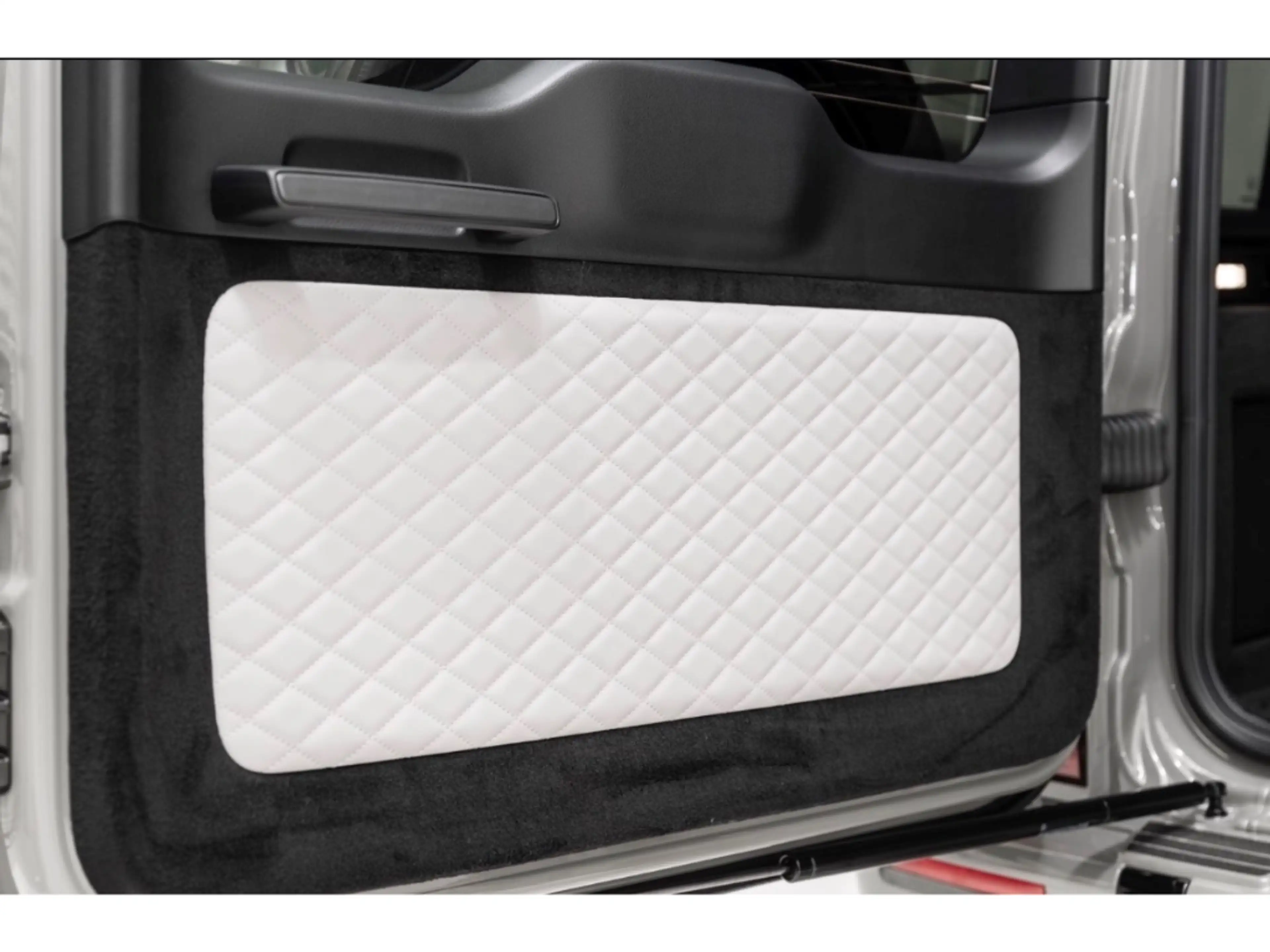 Mercedes-Benz G 63 AMG G63AMG /PT3/FULLCARBON/TV/NIGHT2/PROD27 — photo 12