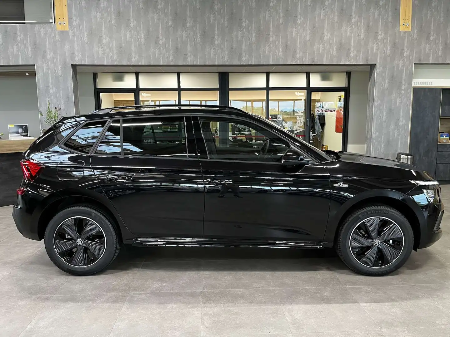 Skoda Kamiq Monte Carlo 1.0 TSI DSG Kamera App Zwart - 2