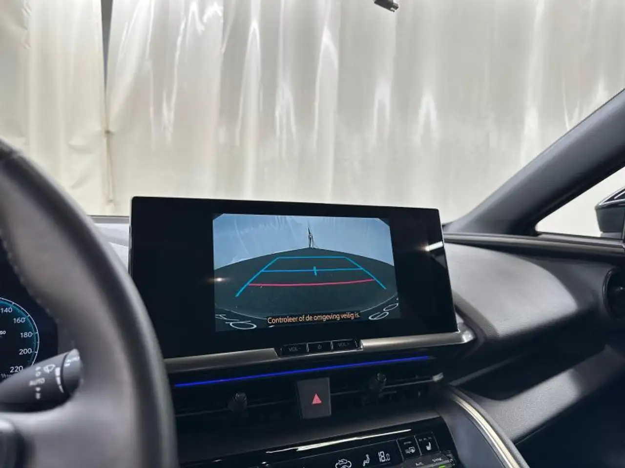 Toyota C-HR Premium, миниатюра 24