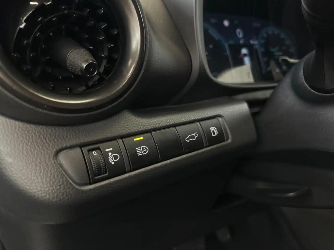 Toyota C-HR Premium, миниатюра 22