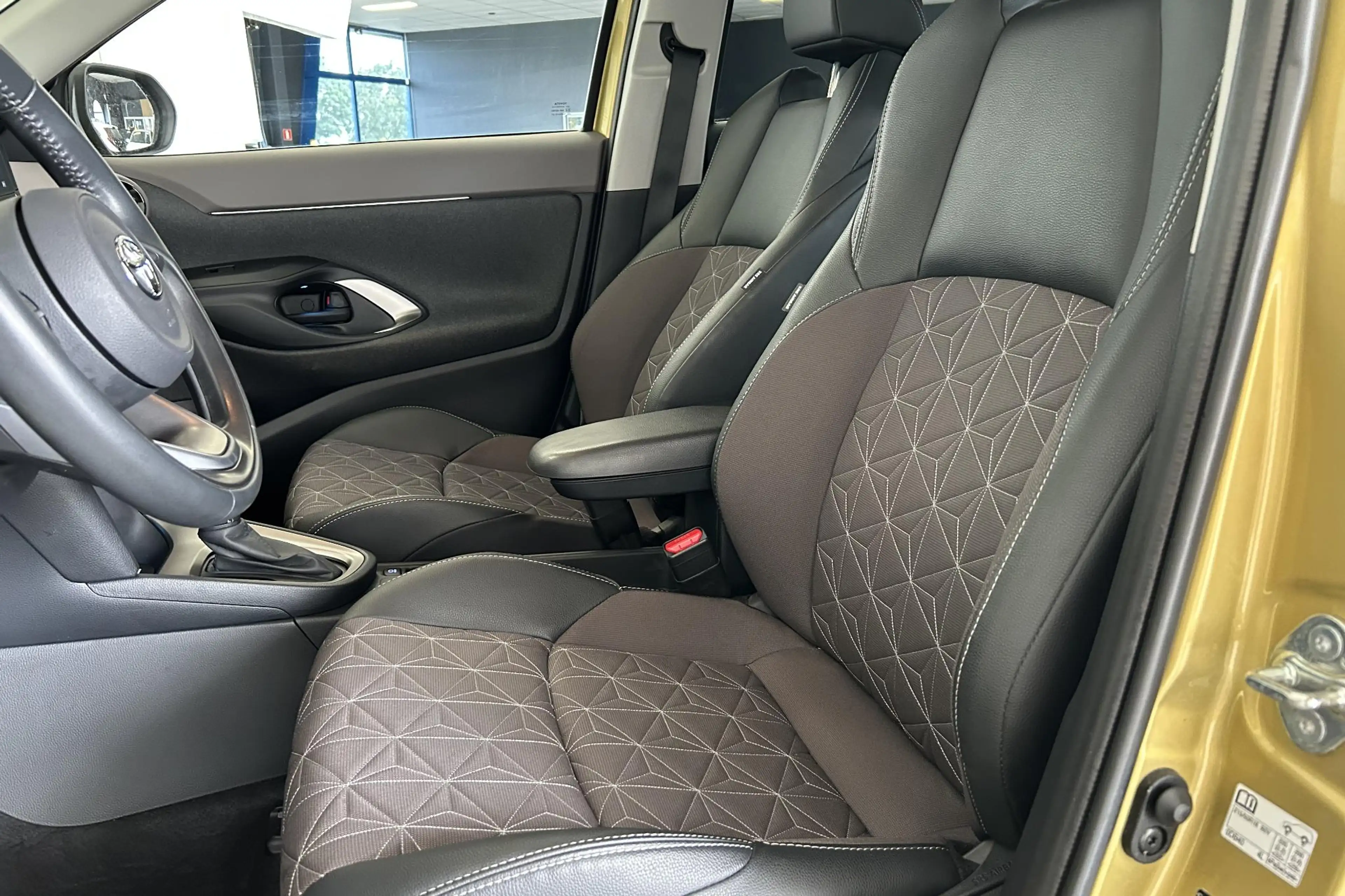Toyota Yaris Cross 1.5 Hybrid Executive, JBL, Trekhaak , Trekhaak — photo 10