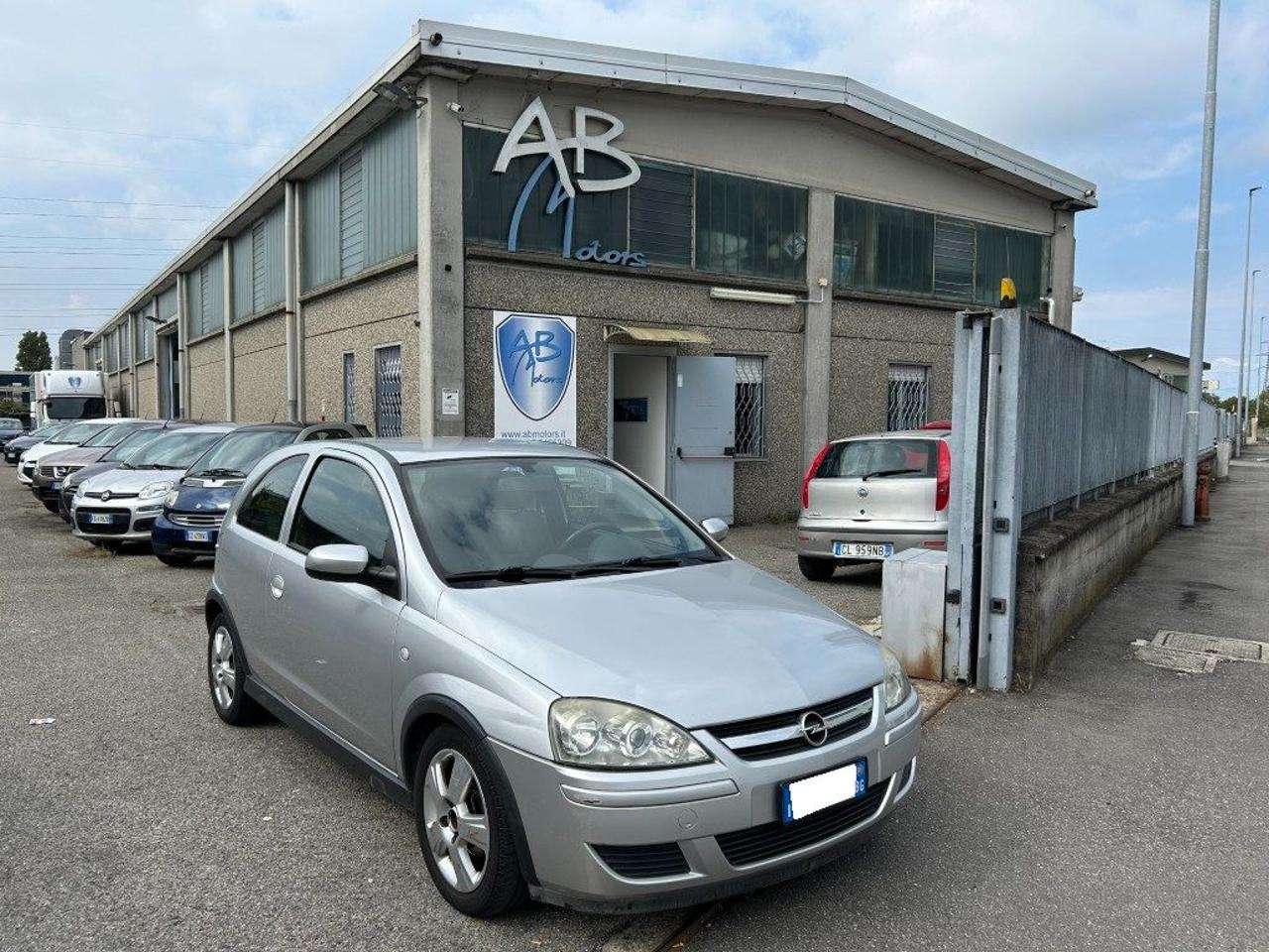 Opel Corsa 1.0i 12V cat 3p *OK NEOPATENTATI* *FINANZIABILE*