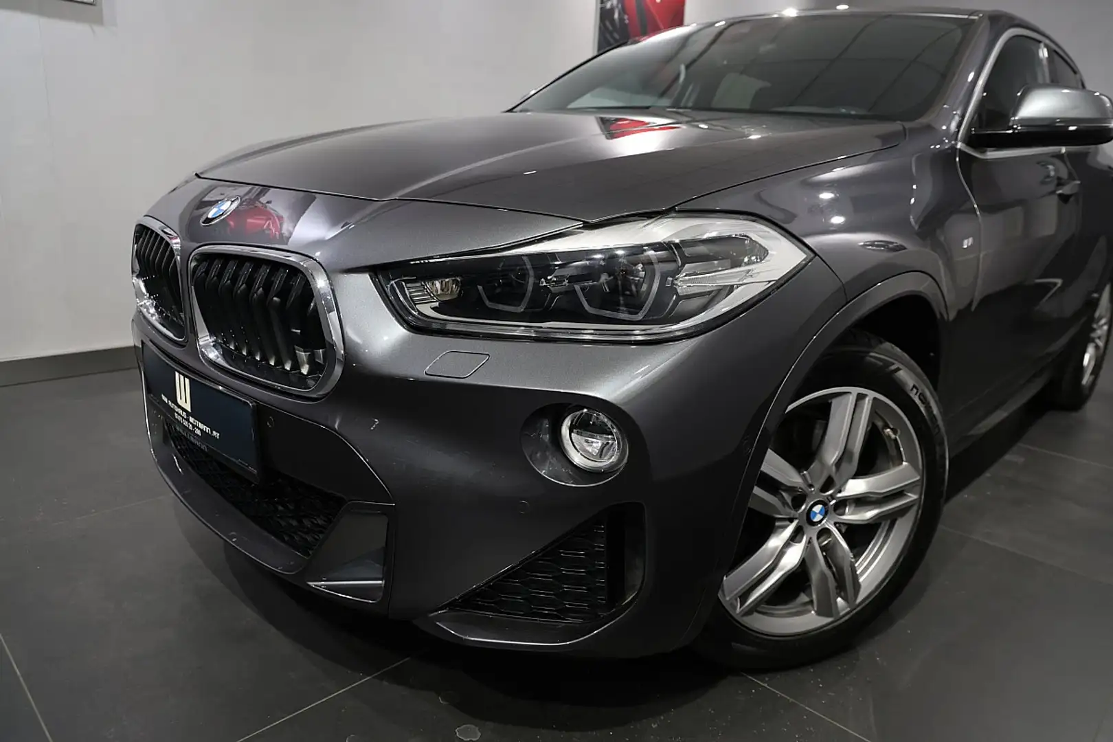 BMW X2 xDrive20d M Sport Aut. Grau - 2