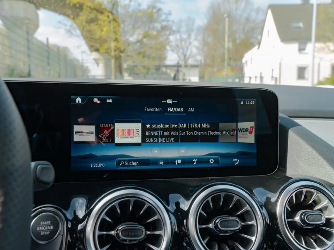 Mercedes-Benz GLA e AMG-Sport/MLB/360/Pano/AHK/Night/Distr, миниатюра 22