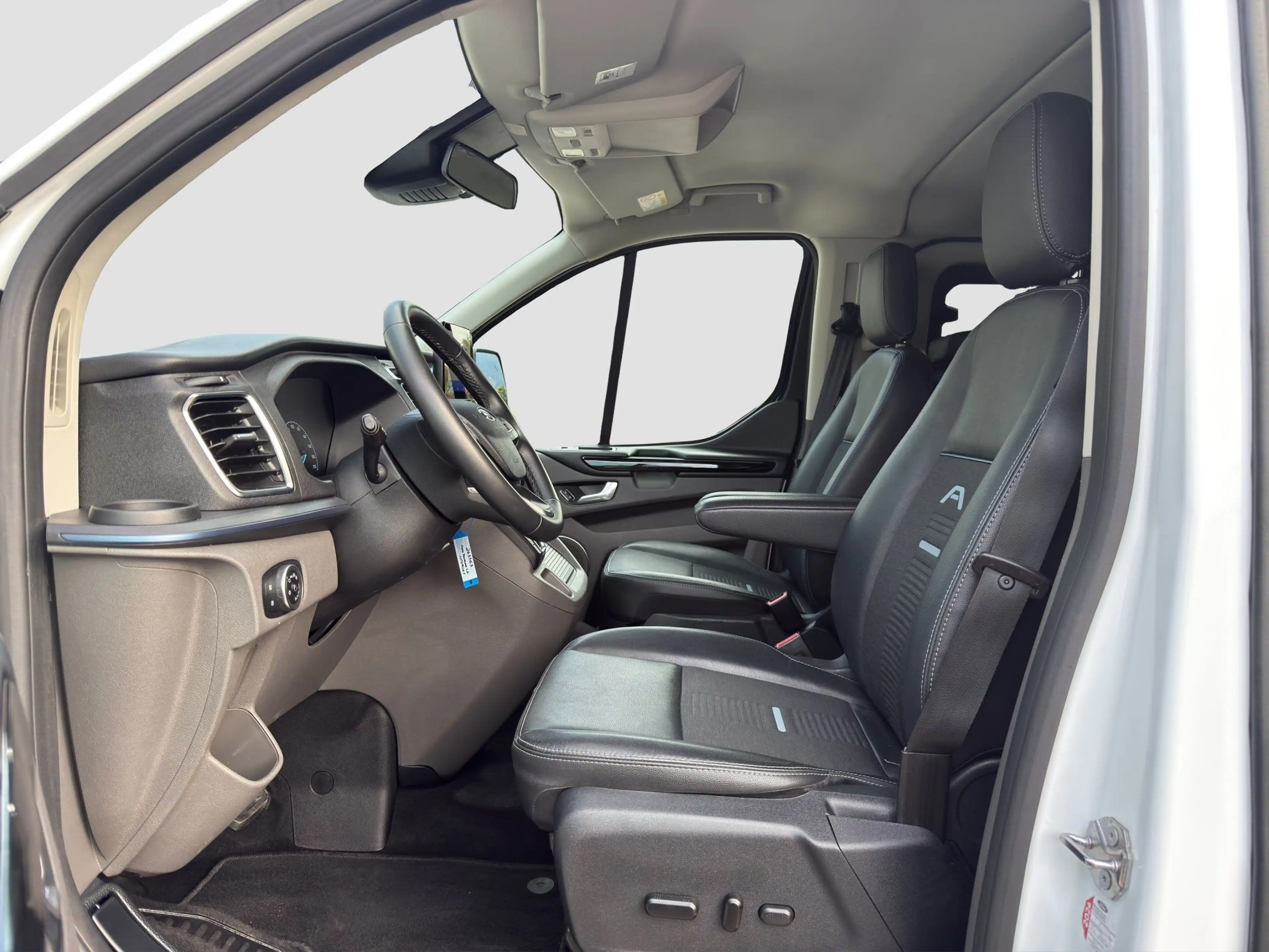 Ford Tourneo Custom 2.0 TDCi 320 L2 Active Aut. Bi-Xenon/Kamera/ACC/B — photo 9