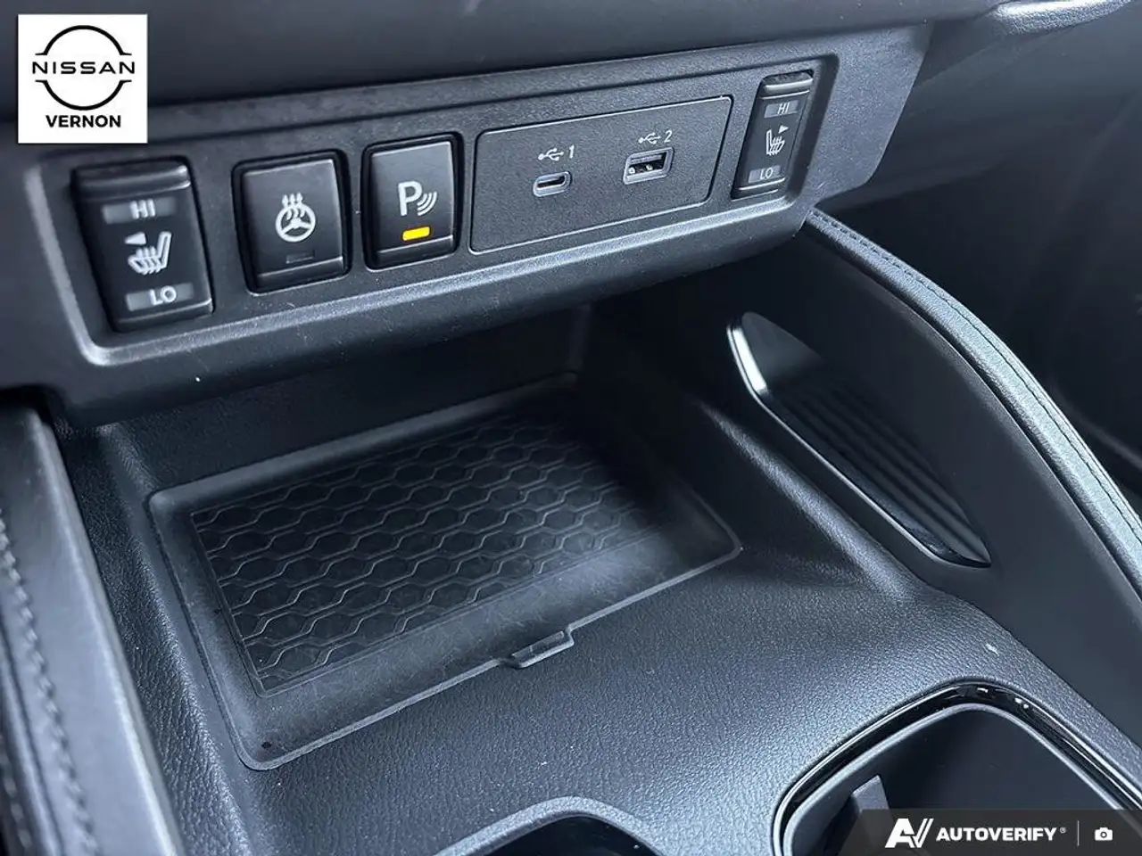 Nissan Frontier снимка Nissan Frontier