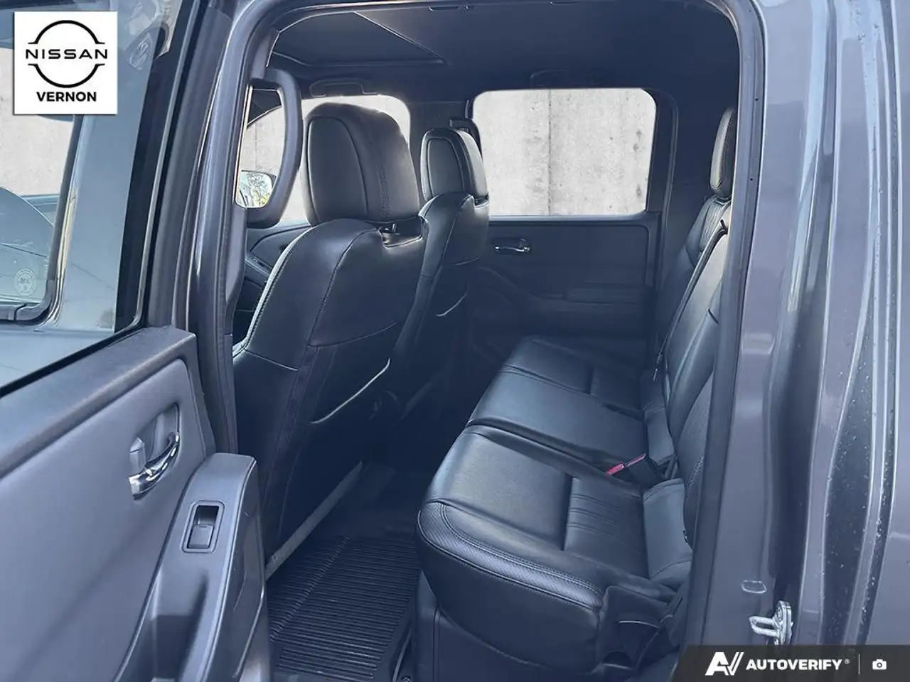 Nissan Frontier снимка Nissan Frontier