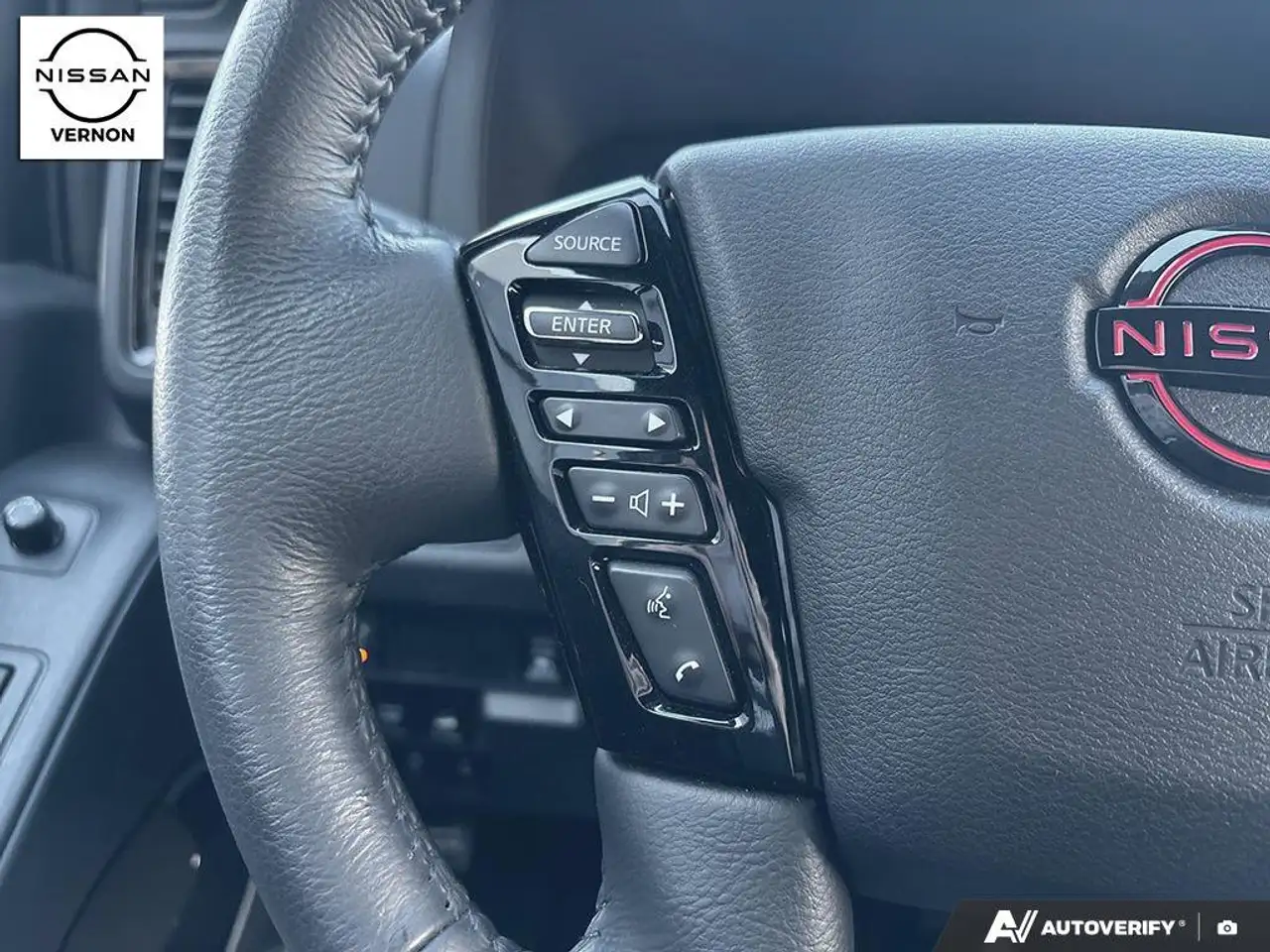 Nissan Frontier снимка Nissan Frontier