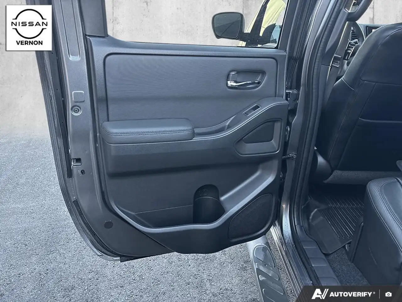 Nissan Frontier снимка Nissan Frontier