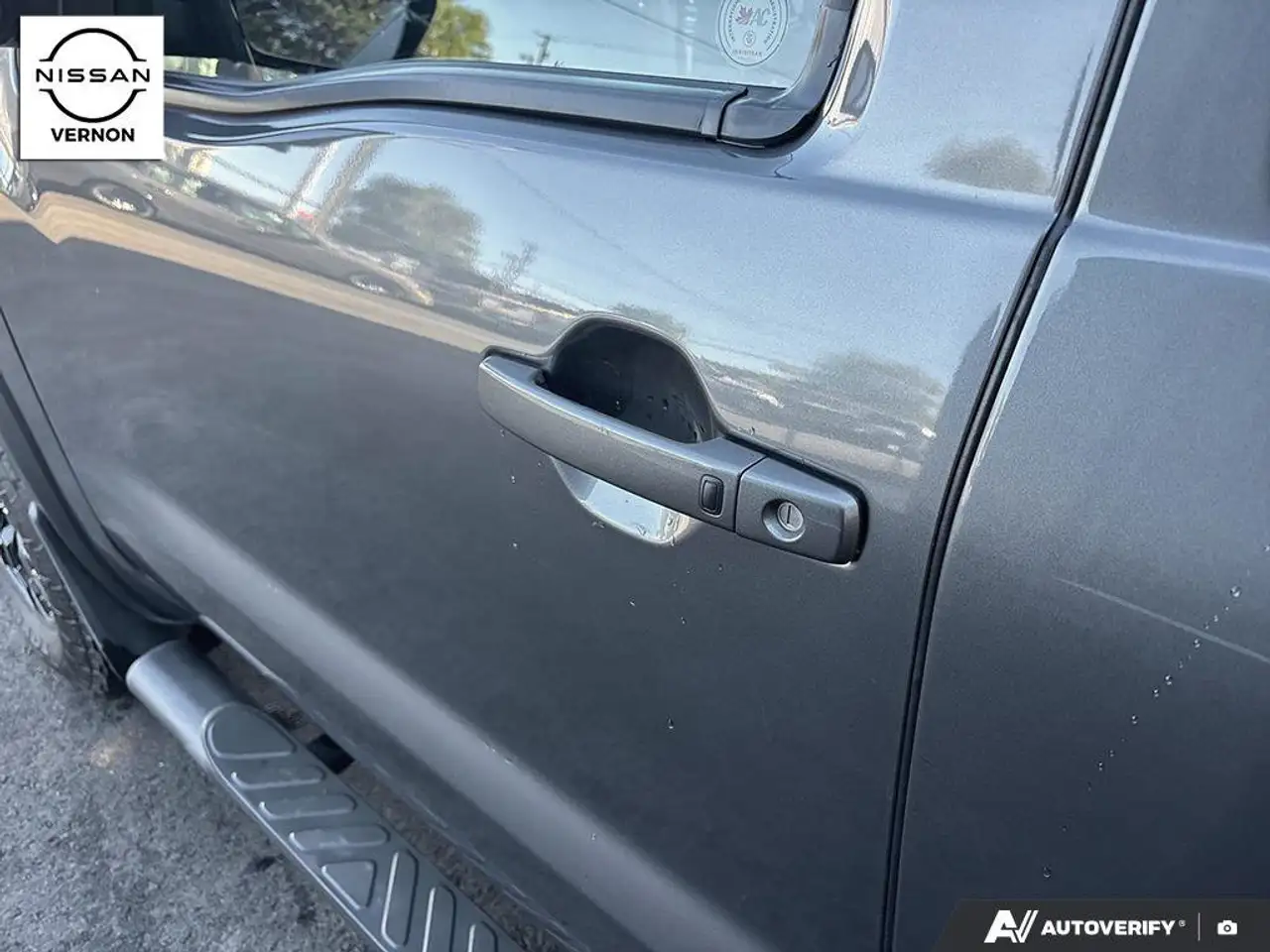 Nissan Frontier снимка Nissan Frontier