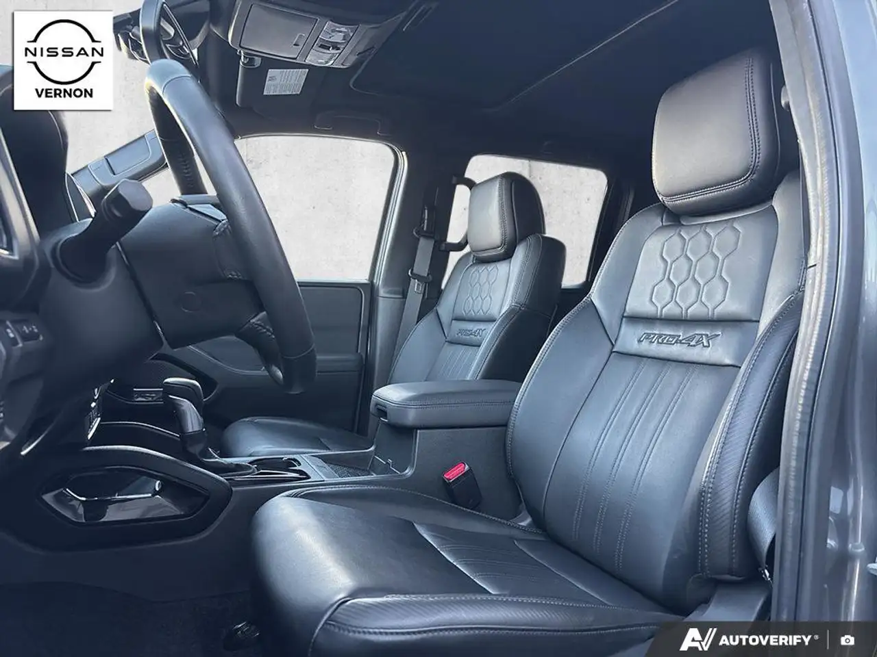 Nissan Frontier снимка Nissan Frontier