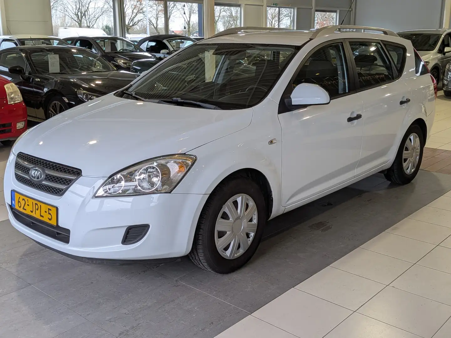 Kia Ceed / cee'd Sporty Wagon 1.4 CVVT X-tra Airco, Stuurbekrachtig Wit - 2