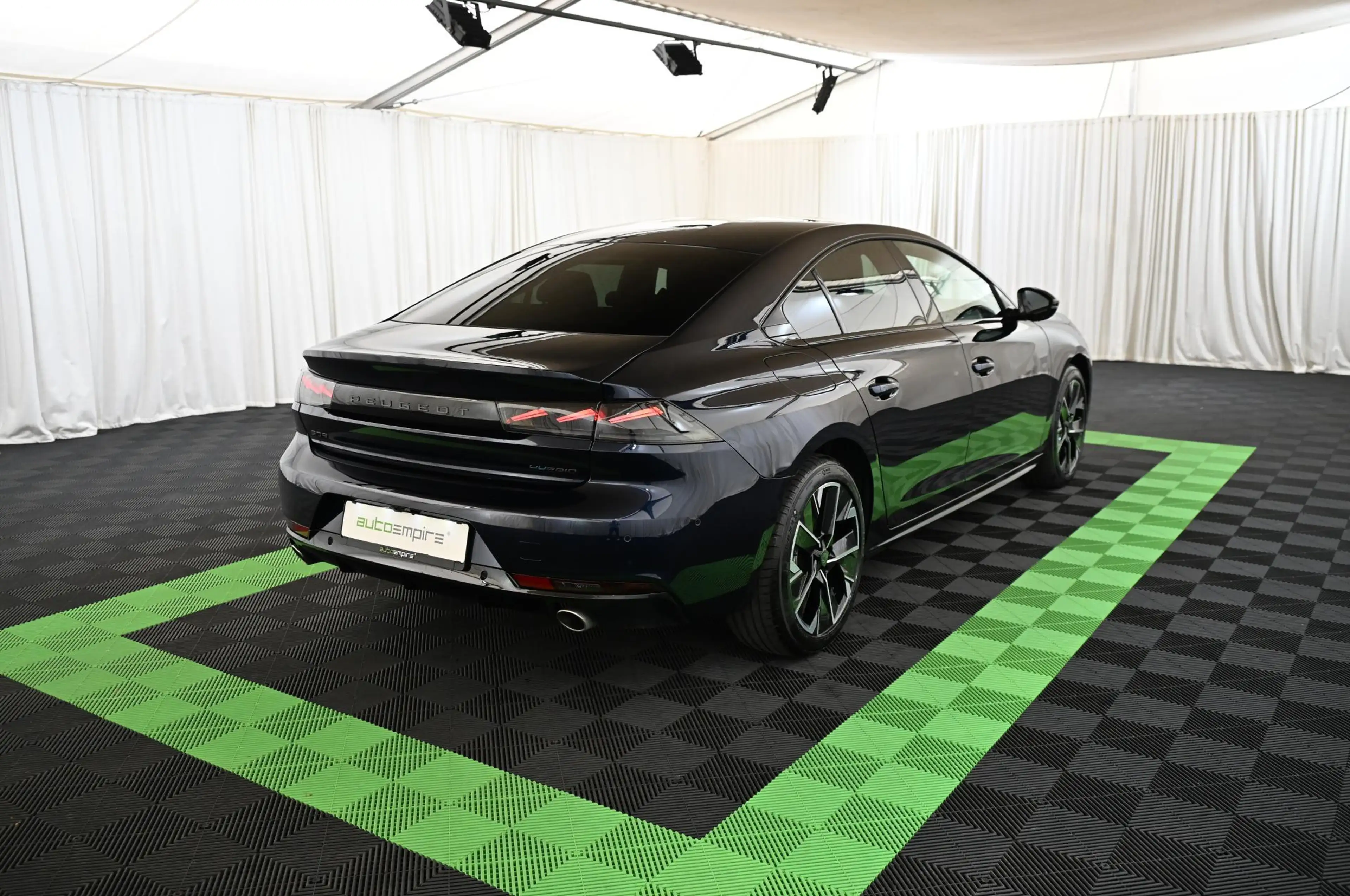 Peugeot 508 1.6 180 PHEV e-EAT8 Allure MATRIX/NAV/ACC/18 — photo 5