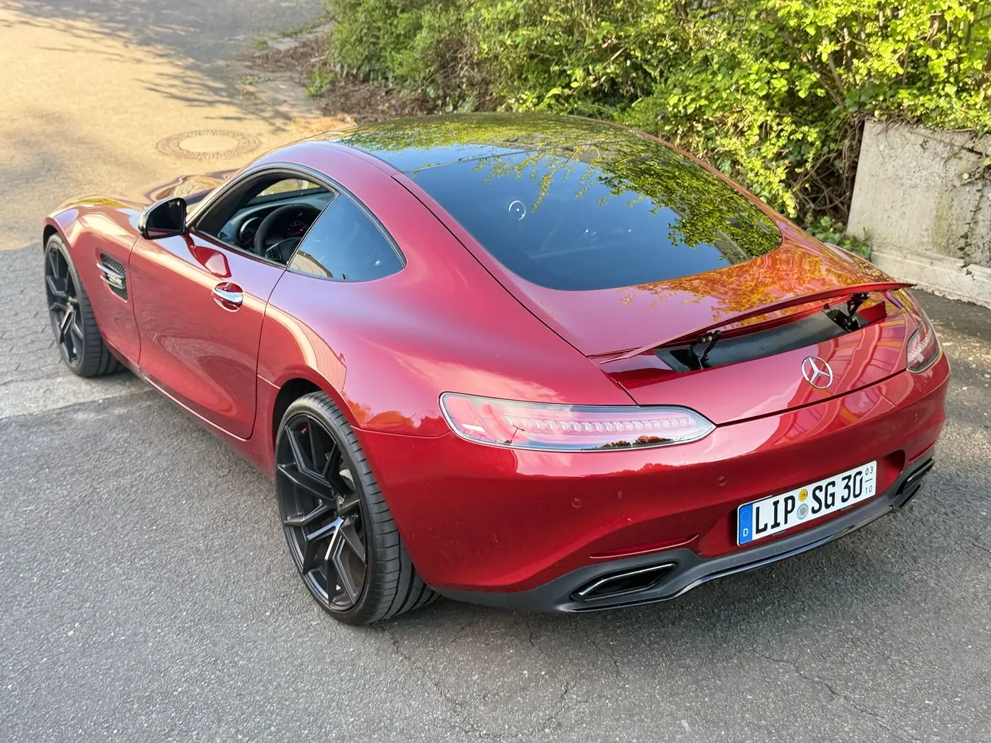 Mercedes-Benz AMG GT Coupe Speedshift 7G-DCT Rot - 2