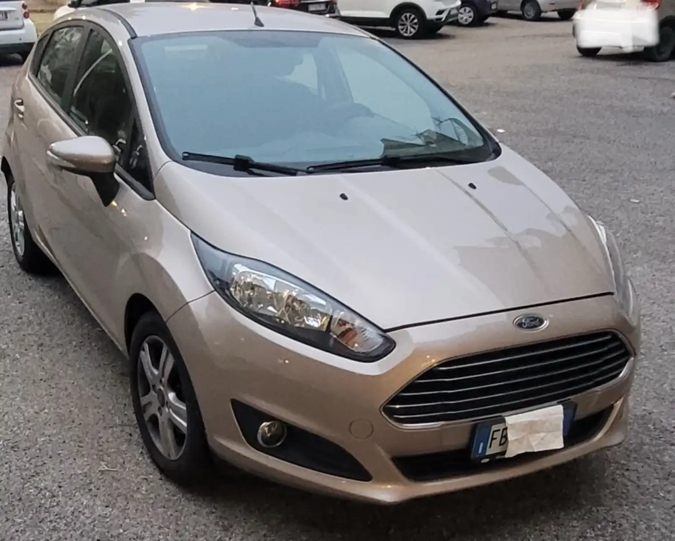 Ford Fiesta 5p 1.5 tdci Plus 75cv E6 Bej - 2