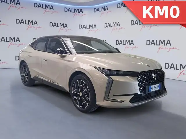 DS Automobiles DS 4 view 7