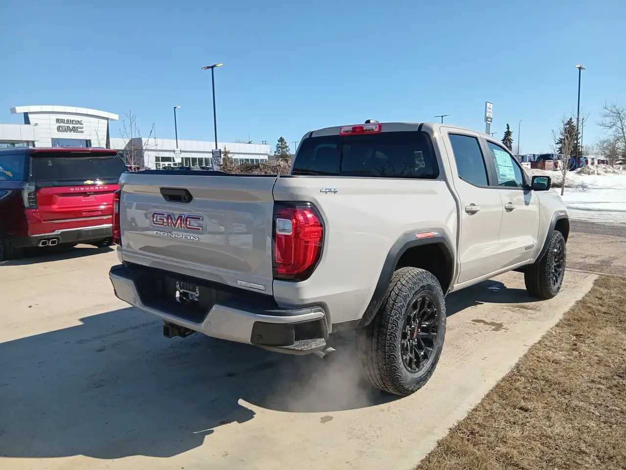 GMC Canyon снимка GMC Canyon