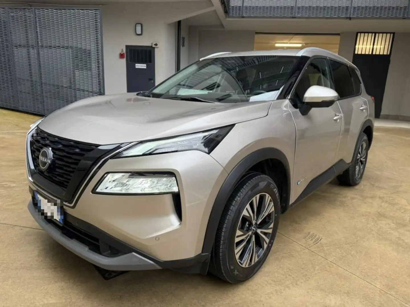 Nissan X-Trail e-Power e-4orce 4WD 7 posti N-Connecta Grigio - 1