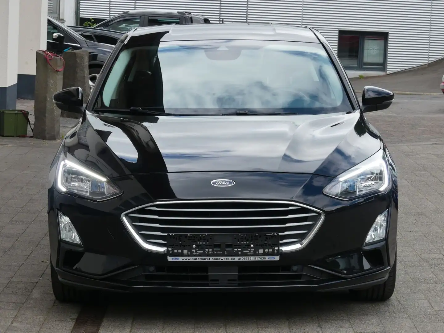 Ford Focus Lim. Cool & Connect*Kamera*BLIS Zwart - 2