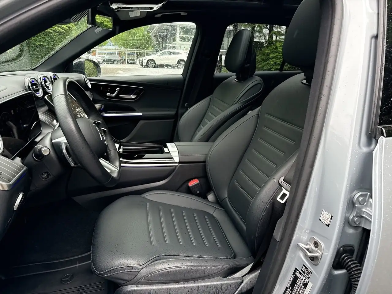 Mercedes-Benz GLC снимка Mercedes-Benz GLC