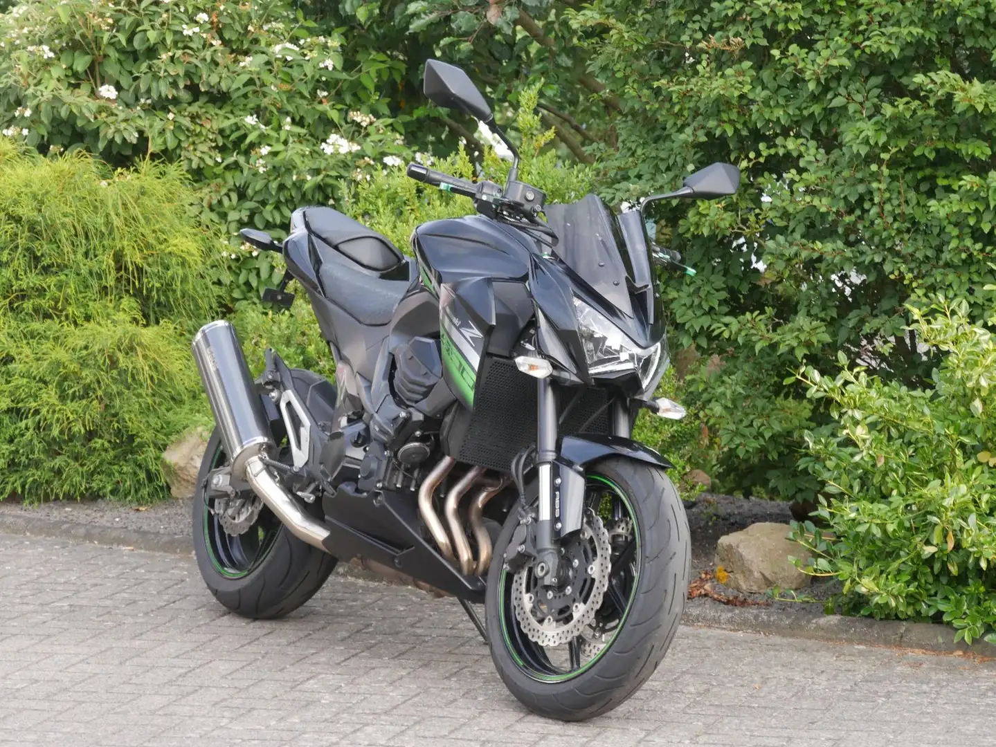 Kawasaki Z 800 zelena - 1