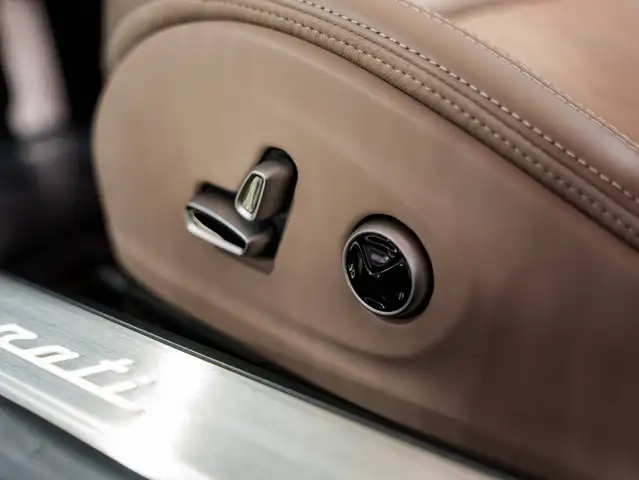 Maserati Grancabrio view 10