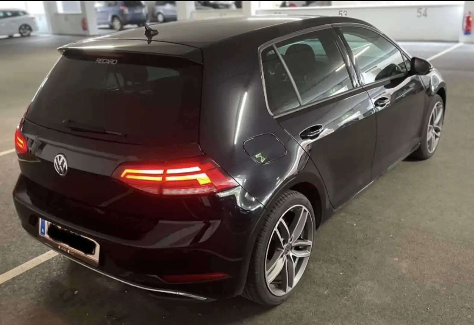 Volkswagen Golf 7 Rabbit 40 TSI Comfortline Schwarz - 2