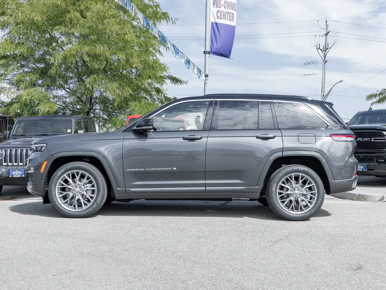 Jeep Grand Cherokee снимка Jeep Grand Cherokee