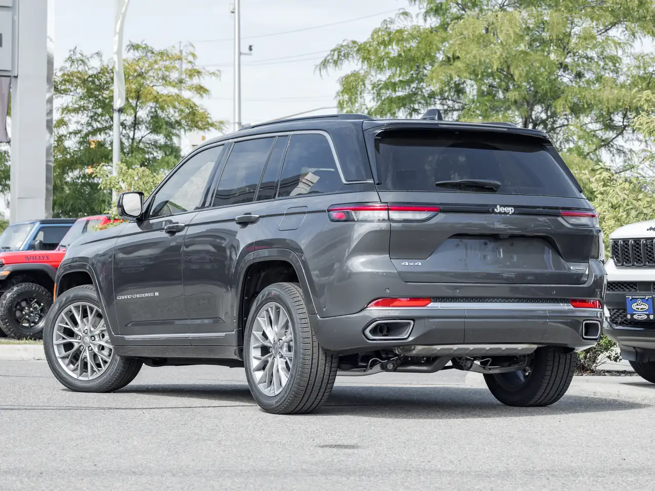 Jeep Grand Cherokee снимка Jeep Grand Cherokee